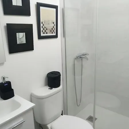 Apartamento Acogedor En Pleno Centro De Wifi. * Vigo